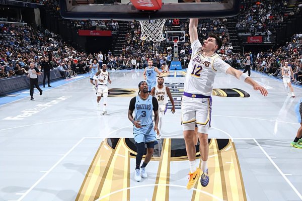 智财资本 连续打出精彩表现，湖人侧翼新援已经找到自己在球队中的位置了？